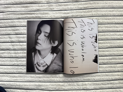 Majalah VOGUE Japan Edisi Agustus 2023 menampilkan SUGA BTS Sampul “Inner Space” | Bekas