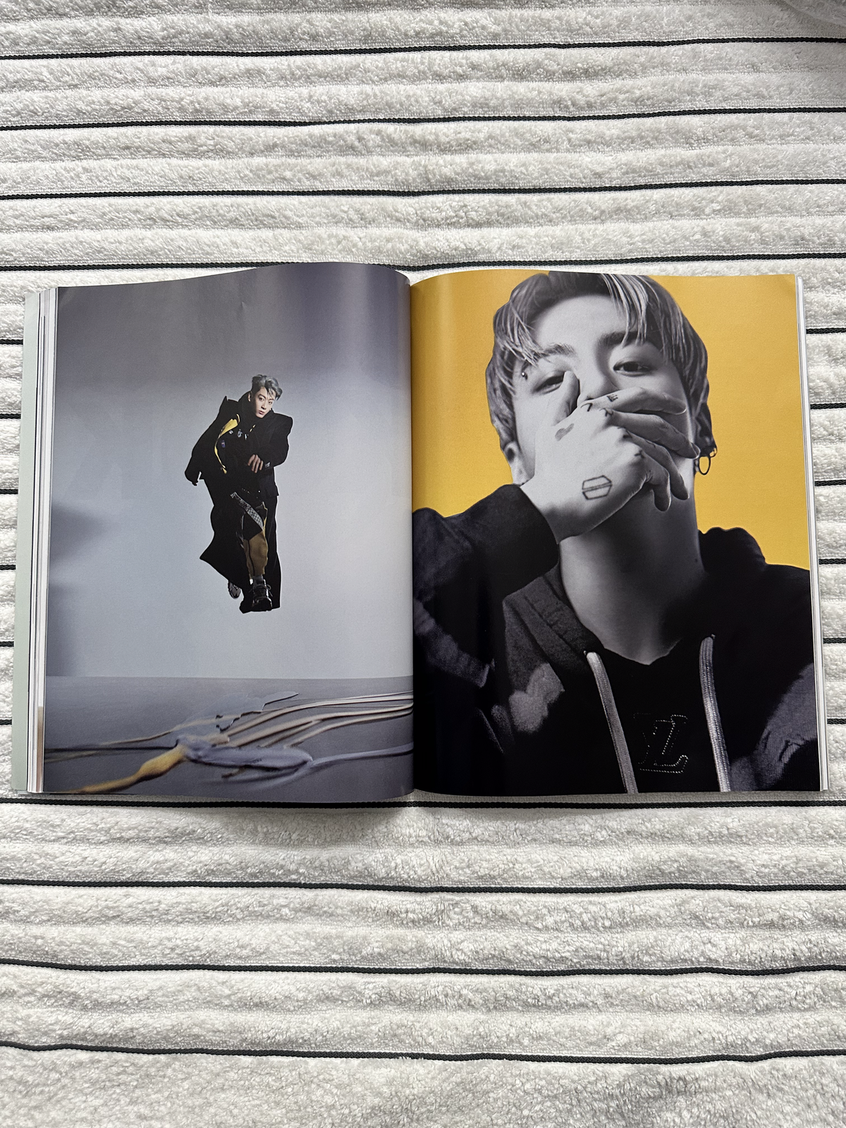Majalah Vogue Korea Edisi Januari 2022 menampilkan BTS (Grup Lengkap) | Sampul C | Bekas