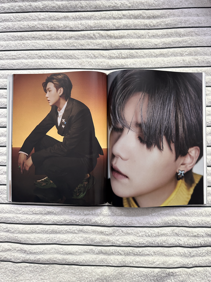 Majalah Vogue Korea Edisi Januari 2022 menampilkan BTS (Grup Lengkap) | Sampul C | Bekas