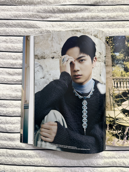 Vogue Korea Edisi Spesial Oktober 2024 menampilkan Jin BTS | Sampul A, B & C | Bekas