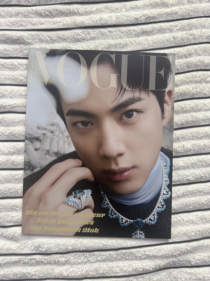 Vogue Korea Edisi Spesial Oktober 2024 menampilkan Jin BTS | Sampul A, B & C | Bekas