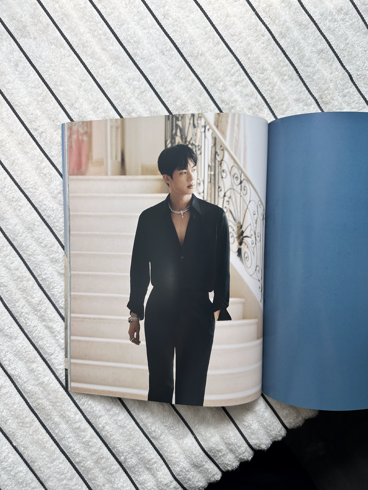 Vogue Korea Edisi Spesial Oktober 2024 menampilkan Jin BTS | Sampul A, B & C | Bekas