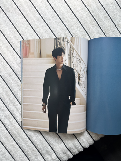 Vogue Korea Edisi Spesial Oktober 2024 menampilkan Jin BTS | Sampul A, B & C | Bekas