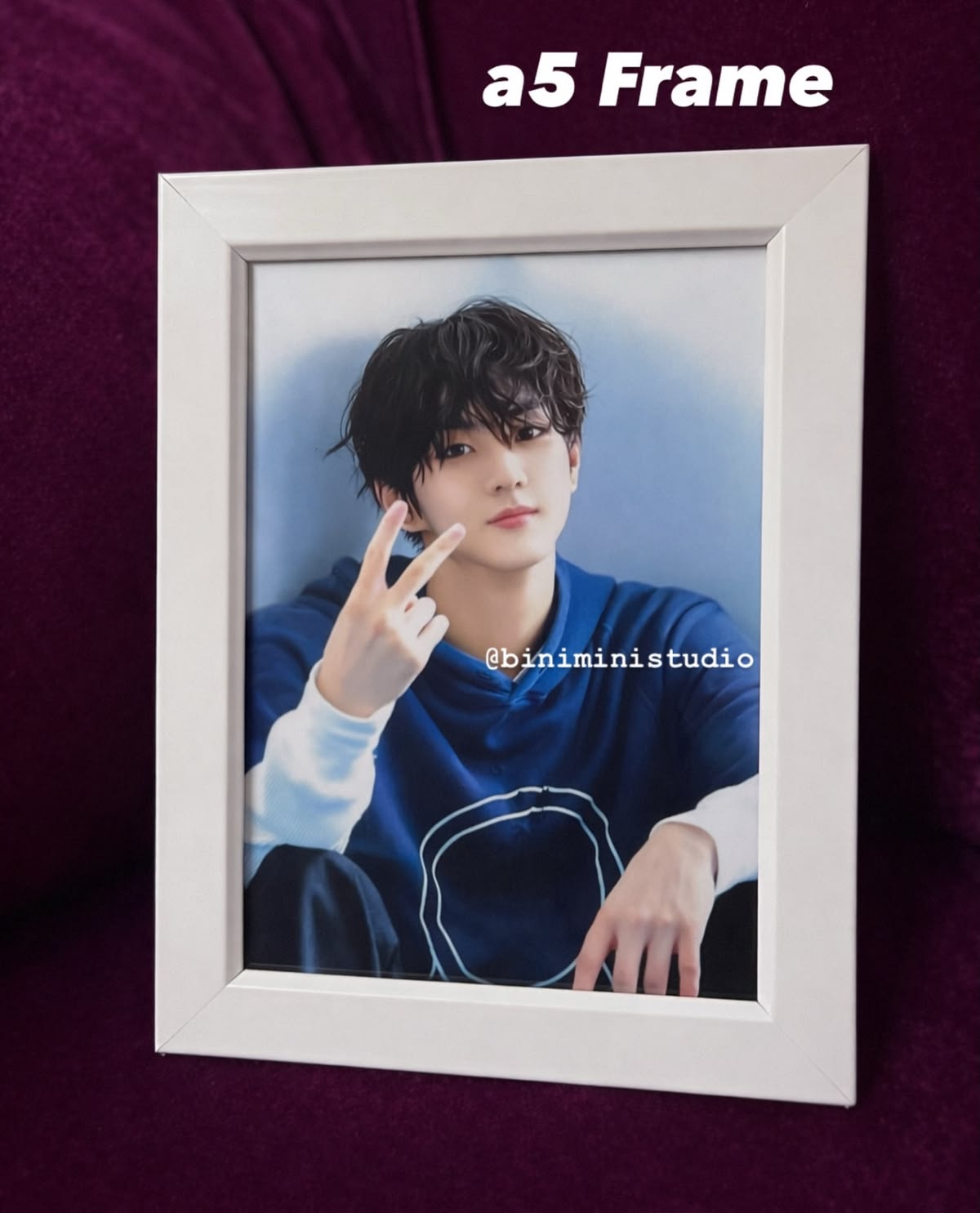 Bingkai Foto A5 — Dekorasi Penggemar Terinspirasi K-pop (Buatan Penggemar)